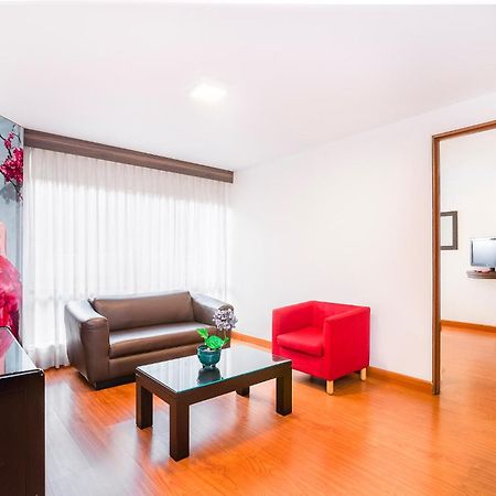 Lloyds Apartasuites Parque 93 Bogota Exterior photo