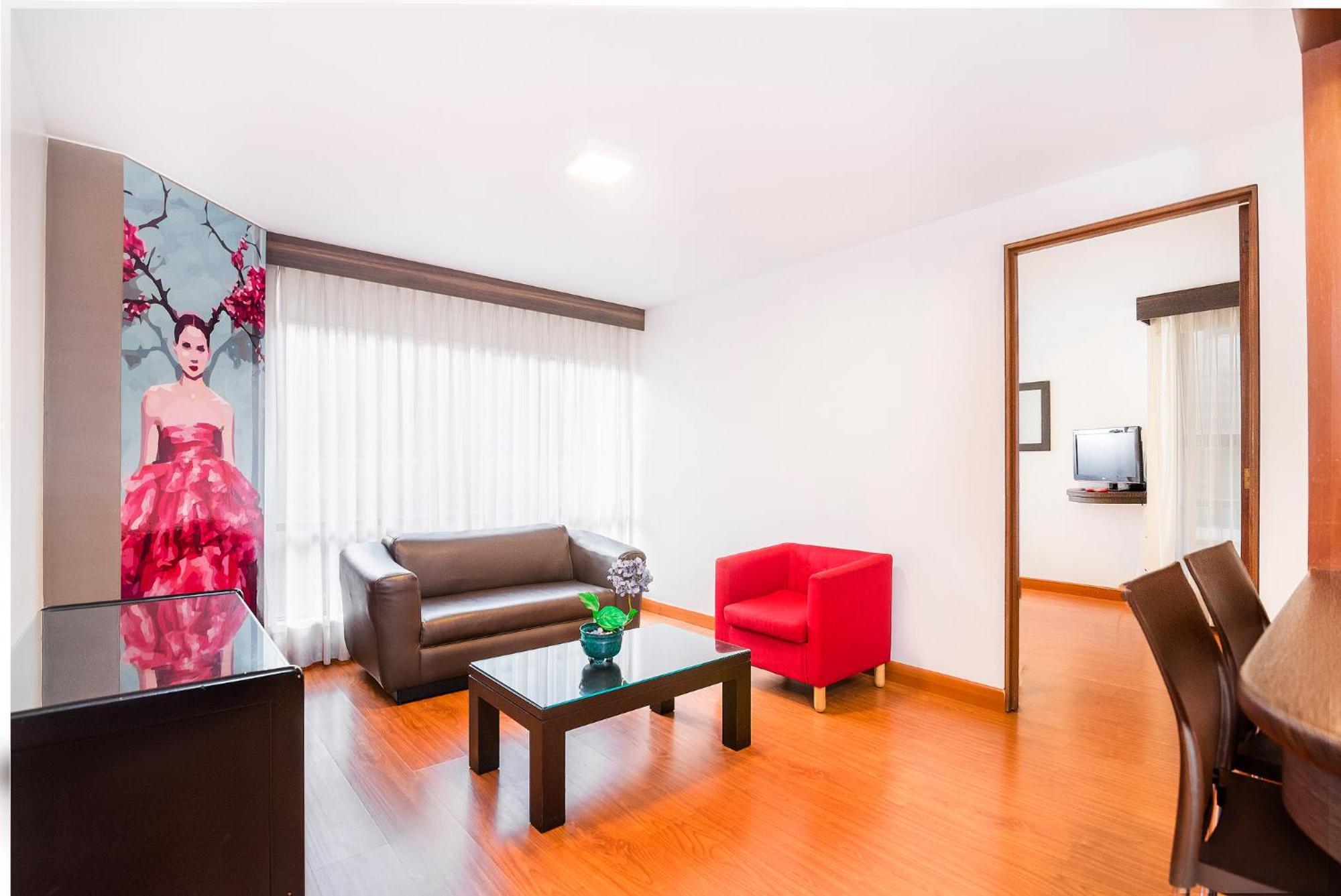 Lloyds Apartasuites Parque 93 Bogota Exterior photo
