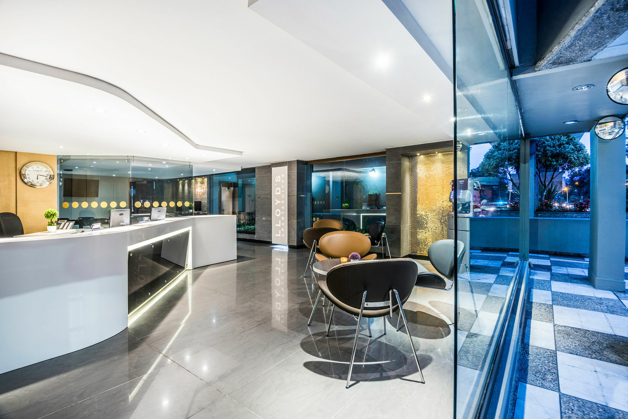 Lloyds Apartasuites Parque 93 Bogota Exterior photo